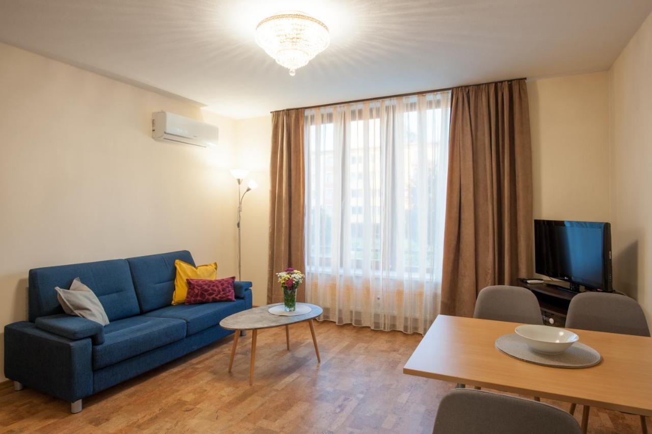 Apartmany Marco Shipping Ceske Budejovice Ngoại thất bức ảnh