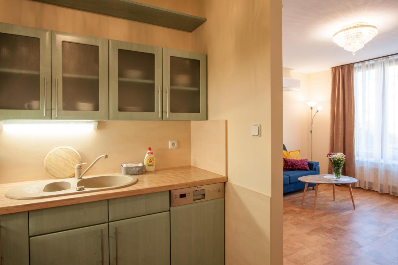 Apartmany Marco Shipping Ceske Budejovice Ngoại thất bức ảnh