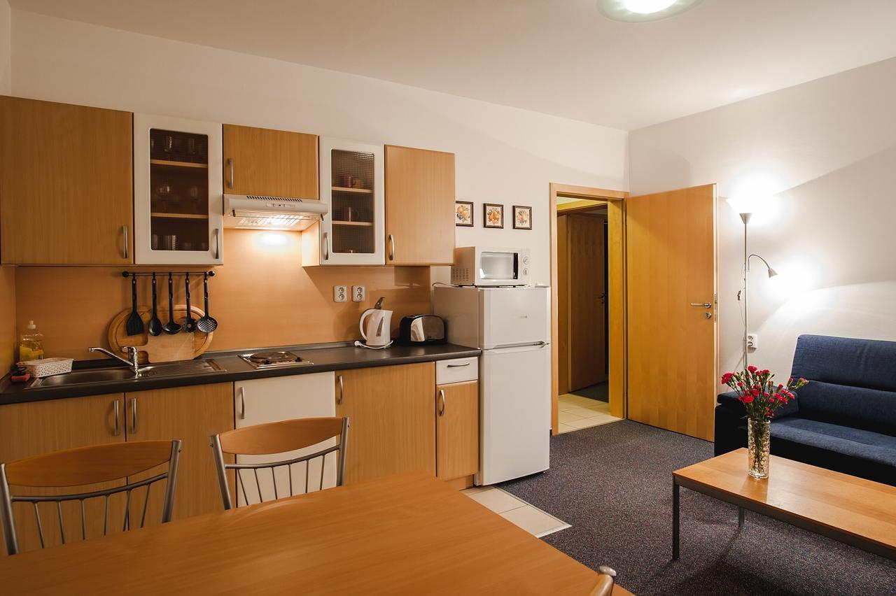 Apartmany Marco Shipping Ceske Budejovice Ngoại thất bức ảnh