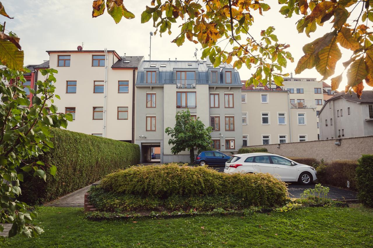 Apartmany Marco Shipping Ceske Budejovice Ngoại thất bức ảnh